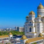 Sfințirea Catedralei Mântuirii Neamului Românesc, cea mai mare biserică ortodoxă din lume